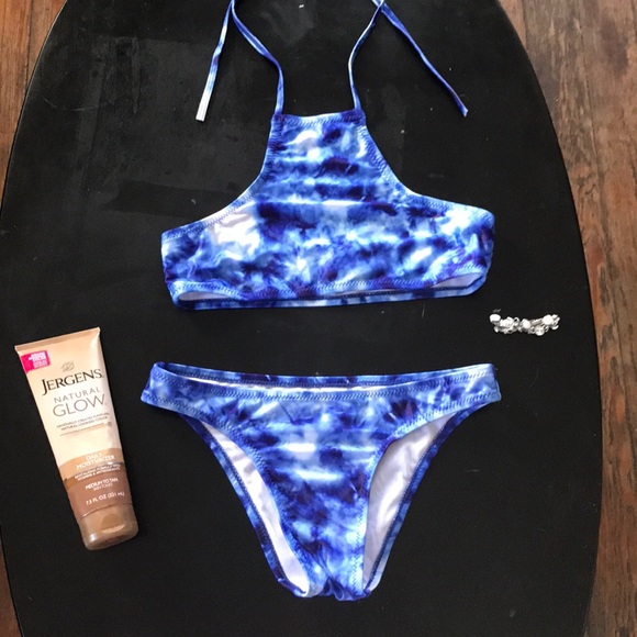 SPIRIT Bikini Set - Picture 2 of 3